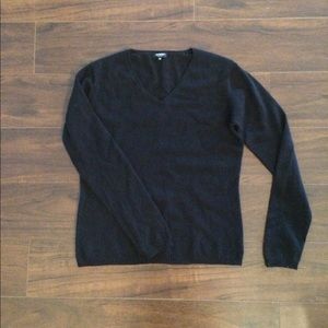 Cashmere sweater